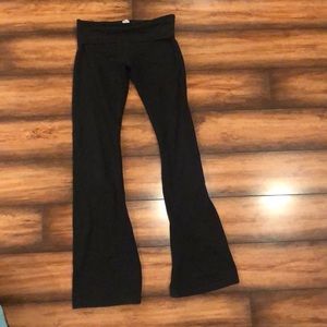 Roll over yoga pants
